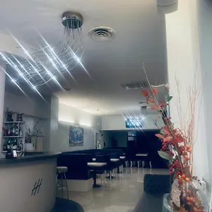 Ξενοδοχείο Holiday- Finestrella, Μπολόνια